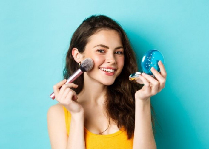 4 Merk Cushion Kulit Sensitif yang Bisa Kamu Gunakan dengan Aman, Nggak Perlu Khawatir Kemerahan!