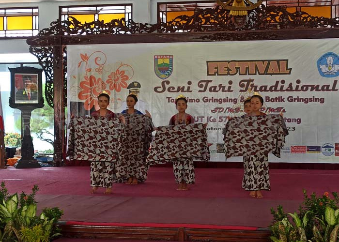 27 Kelompok Meriahkan Festival Tari Batik Gringsingan