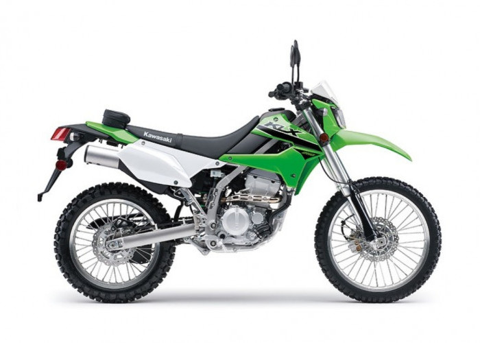 Kawasaki KLX 250 Wujud Nyata Motor Trail Modern dengan Harga Terjangkau, Cocok untuk yang Suka Trabas!