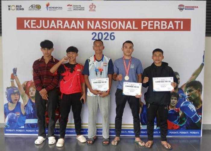 Bangga, Fachri Elang Atlet Tinju Asal Batang Sabet Perunggu Kejurnas U-23 Jakarta
