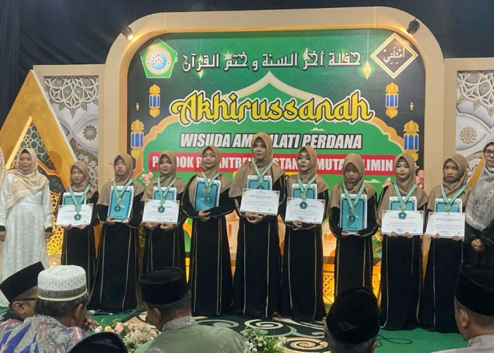 Wisuda Amtsilati Perdana Ponpes Bustanul Muta’allim, Santriwati Usia 13 Tahun Sudah Mahir Kitab Kuning
