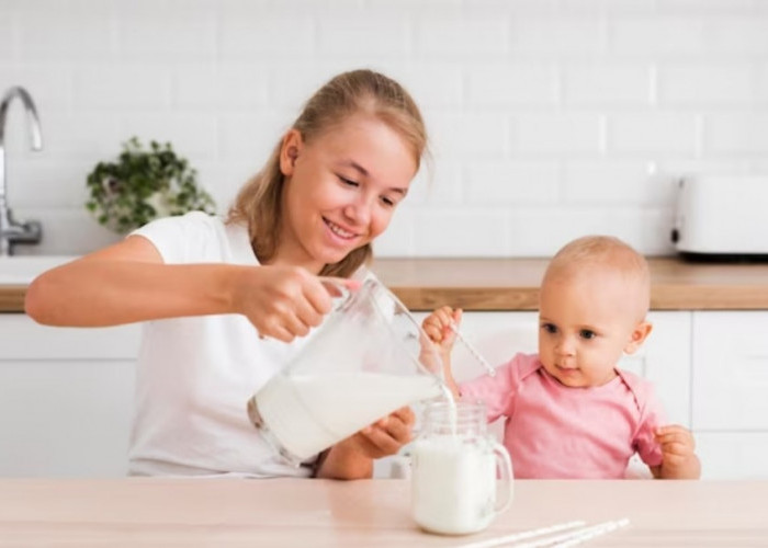 8 Rekomendasi Susu Bubuk untuk si Kecil agar Tumbuh Sehat dan Kuat
