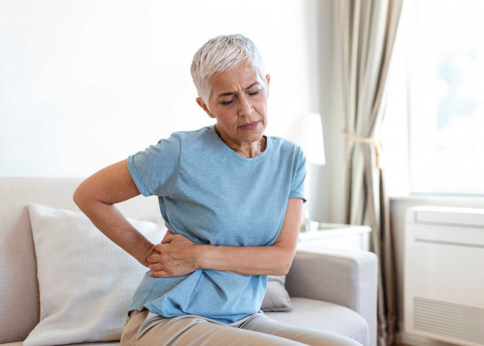 Waspada! Ini Dia 8 Kebiasaan Penyebab Osteoporosis yang Harus Dihindari