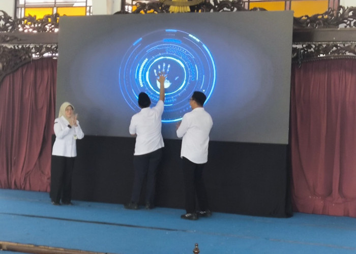 Beri Kemudahan dan Kepastian Investasi, Bupati Faiz Luncurkan Platform 