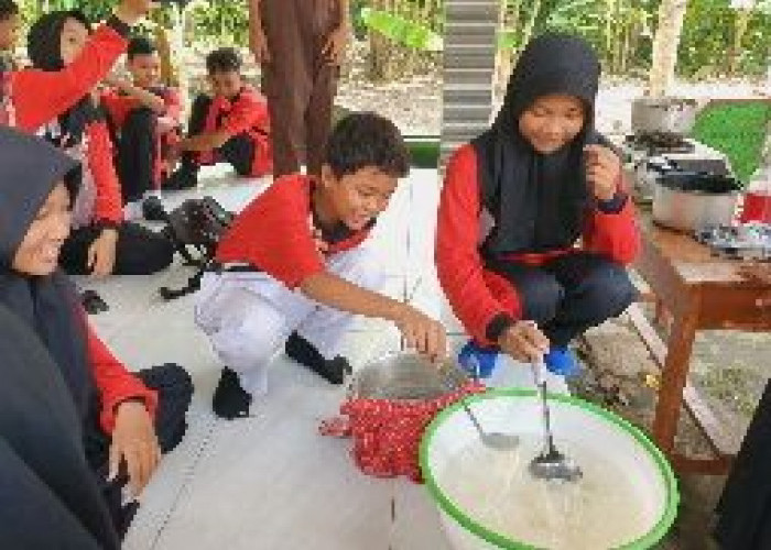 Kenalkan Produk Lokal, SMP Negeri 1 Siwalan Kunjungi Kampung Tahu 