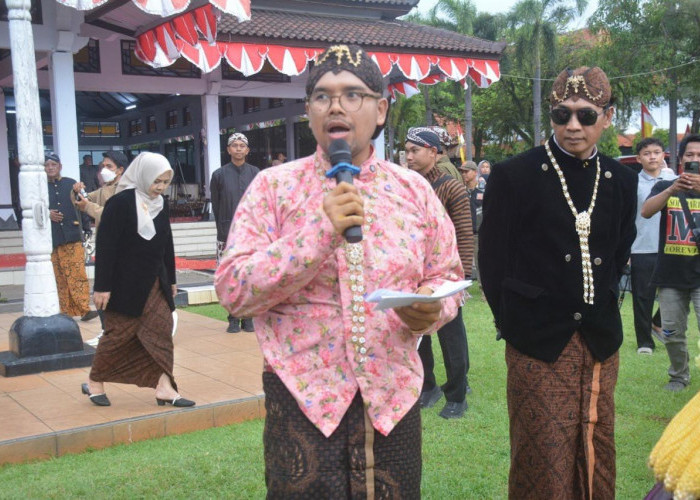 Pemkab Batang Gelar Kirab Budaya Bernuansa Kesultanan Yogyakarta, Bupati Faiz: Kita Punya Hubungan Erat 