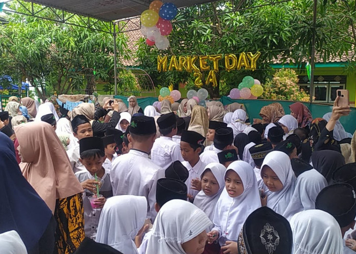 MI Salafiyah Karanganyar Tirto Gelar Karya P5RA, Market Day dan Peresmian Kedai Literasi