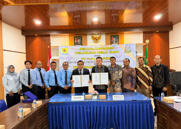 Usung Semangat Hari Buruh, PLN UP3 Pekalongan Tandatangani MoU Bersama Kejari Batang