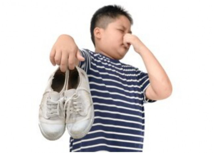 Begini 3 Tips Menghilangkan Bau Sepatu Tidak  Sedap Tanpa Dicuci, Cuma Pakai Bahan Dapur!