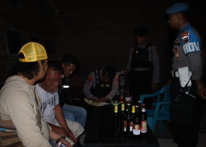 Polisi Razia Kafe di Pantura Kabupaten Pekalongan, Puluhan Miras Diamankan