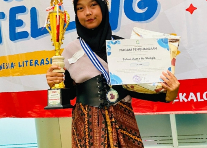 Pukau Juri di Hari Anak Nasional, Salwa Asma As Shidqia Sabet Juara 1 Lomba Story Telling!