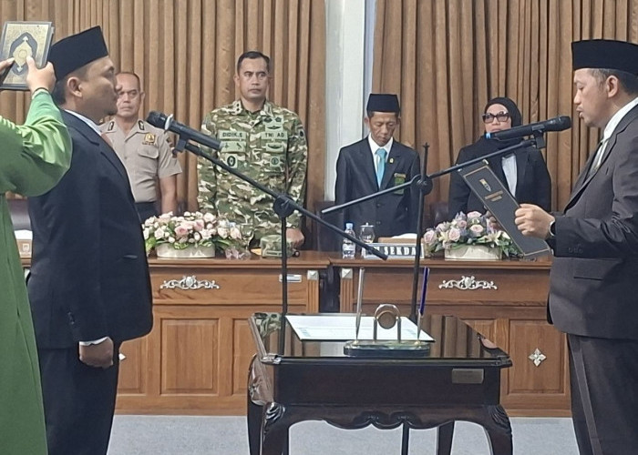 Dilantik Jadi Anggota PAW DPRD Batang, Ajif Rizal Berkomitmen Kawal Aspirasi Dapil 4