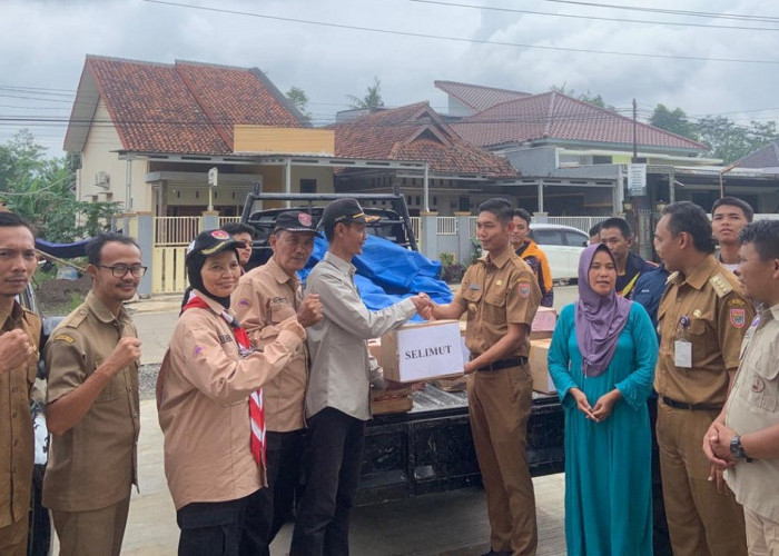 Wujudkan Empati, Pramuka Kwarda Jateng Salurkan Bantuan untuk Warga Terdampak Banjir di Batang