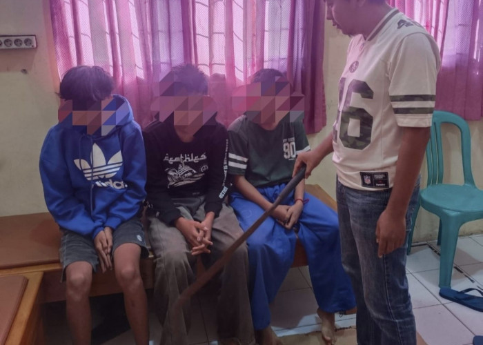 Niat Tawuran Batal karena Kalah Jumlah, Tiga Pelajar SMP di Batang Diamankan Bawa Celurit