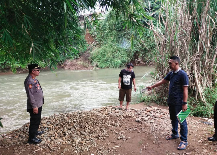 Warga Desa Pangkah Karangdadap Pekalongan Diduga Hanyut Terseret Arus Sungai