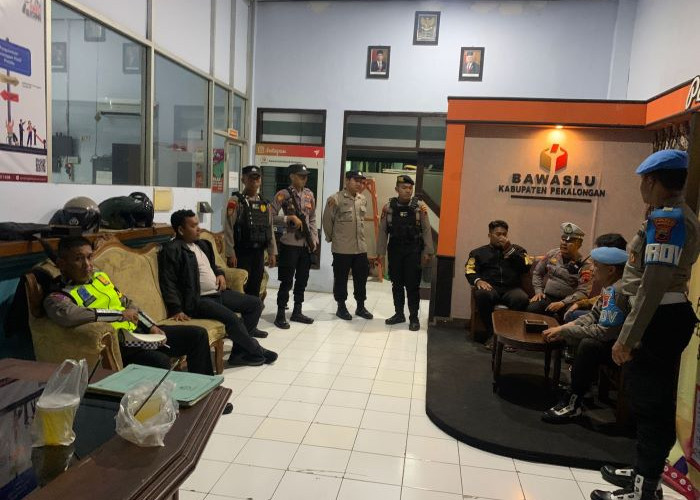 Patroli Gabungan Polres Pekalongan Sasar Kantor dan Gudang Logistik KPU Kabupaten Pekalongan