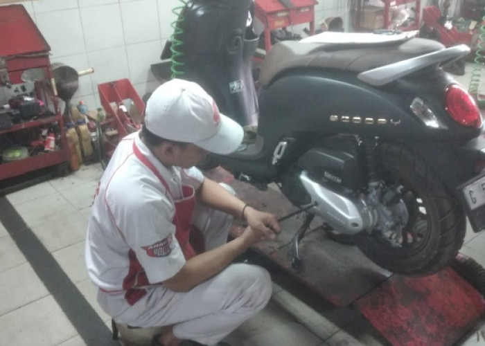 Honda di Pekalongan Beri Diskon Harga Paket Servis Motor hingga 20 Persen