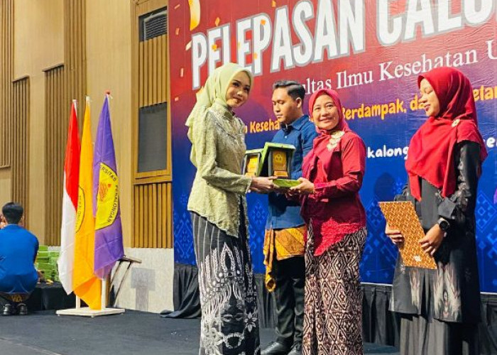 Luluskan 193 Wisudawan, FIK Unikal Cetak Tenaga Kesehatan Profesional Berbasis Teknologi