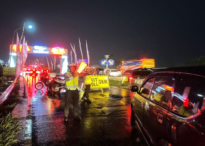 Arus Mudik Meningkat, Posyan Rest Area 338A Pekalongan Berlakukan Sistem Buka-Tutup