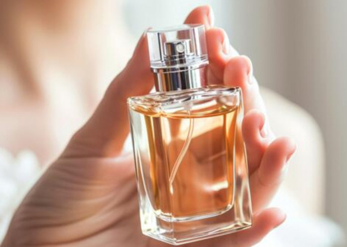 4 Rekomendasi Parfum Tahan Lama dan Murah yang Cocok untuk Pekerja Lapangan