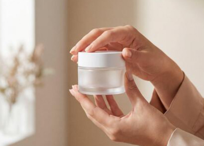 4 Merk Moisturizer untuk Mencerahkan Wajah Kusam dan Flek Hitam Membandel