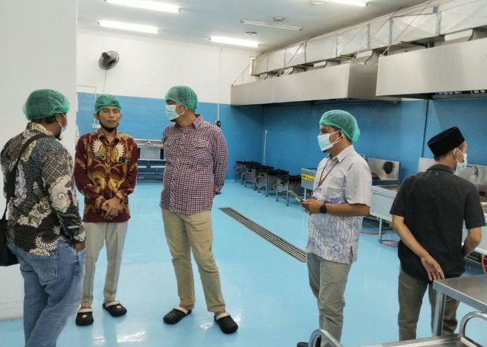 Komisi IV DPRD Batang Tinjau SPPG Randu 1 Pecalungan, Soroti Profesionalisme dan Kualitas Menu