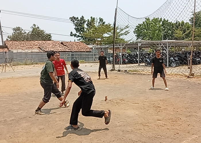 Lesbumi Kab. Pekalongan Kenalkan Bola Kreweng, Hidupkan Kembali Permainan Tradisional di Tengah Era Digital