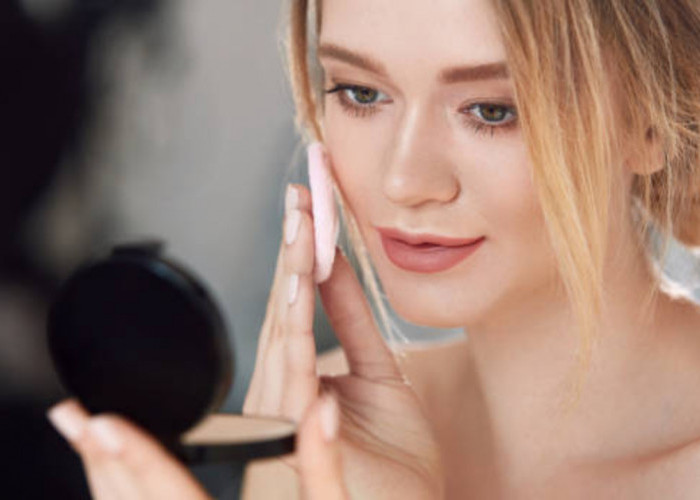 5 Bedak Two Way Cake yang Bagus dan Tahan Lama, Harganya Di Bawah 50 Ribuan