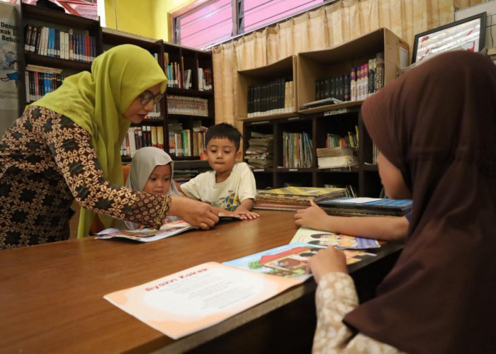 Perpustakaan Larasati Banyurip, Berawal dari Buku Keluarga Kini Jadi Ruang Literasi Warga