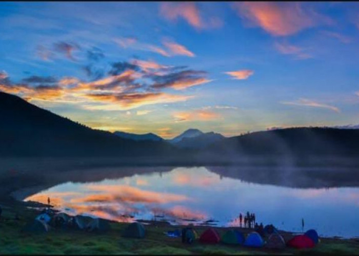 Widiw Keren Banget! Indahnya Telaga Sidringo, Tempat Camping Ala Ranu Kumbolo di Batang