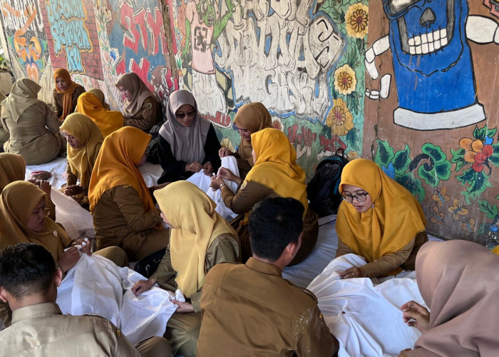 Dukung Industri Kreatif Lokal, Rumah BUMN BRI Bekali Guru Inovasi Produk Batik