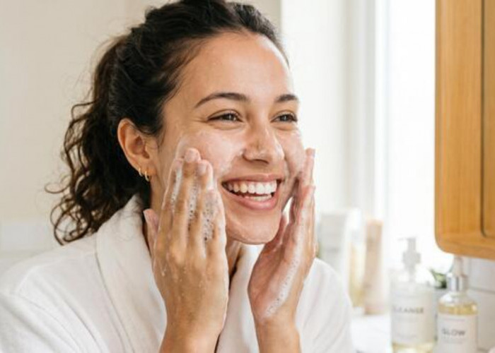 4 Sabun Muka yang Cocok untuk Kulit Sensitif dan Murah, Ini Daftarnya!