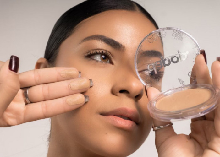 Inilah 4 Merk Foundation yang Bagus untuk Makeup Sehari-Hari, Apa Saja?