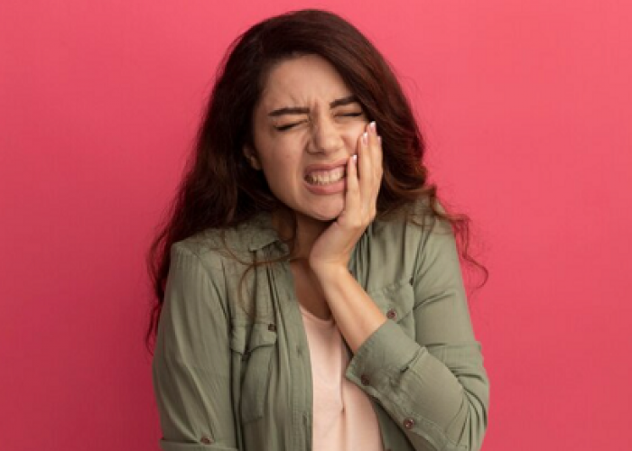 Hanya dengan Bahan-Bahan Sederhana! Inilah Cara Menghilangkan Rasa Sakit Gigi Berlubang Tanpa Obat