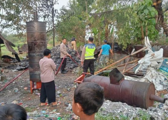 Gudang Bank Sampah di Desa Sukosari Terbakar
