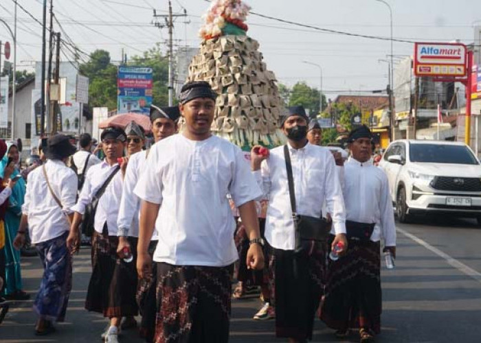 Jaga Tradisi Khas Kota Pekalongan dengan Saroeng Batik Carnival 2023