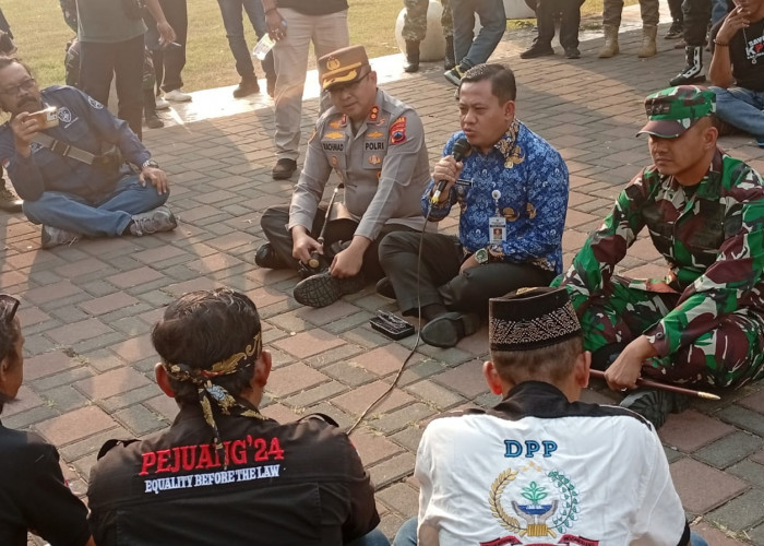 Aksi Damai Forlindo Jaya, Plt. Bupati Pekalongan Sukirman Pastikan Aspirasi Masyarakat Ditindaklanjuti