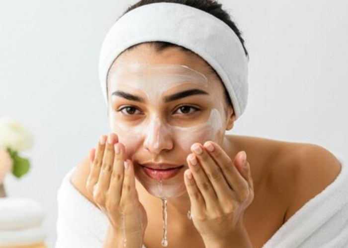 Ini Dia 4 Rekomendasi Sabun Cuci Muka yang Tidak Membuat Kulit Kering
