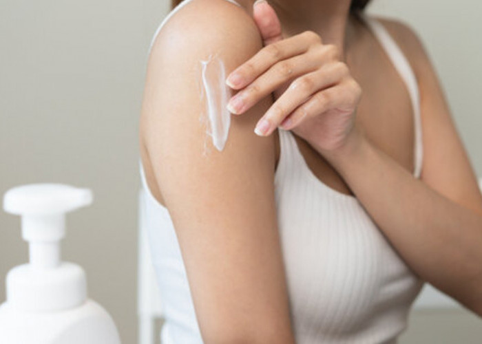 Top 5 Body Lotion yang Mengandung SPF untuk Memutihkan Kulit di Usia 40 Tahun Ke Atas