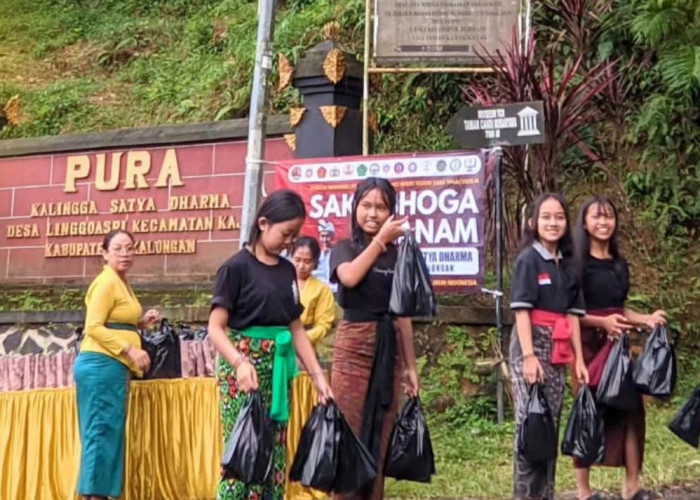 Saka Bhoga Sevanam Warnai Rangkaian Nyepi, Umat Hindu Pekalongan Bagikan Takjil untuk Masyarakat