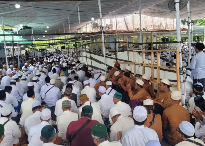 Pesan Mendalam di Haul ke-100 Habib Ahmad, Sapuro Pekalongan: Jangan Sombong, Semua Akan Mati