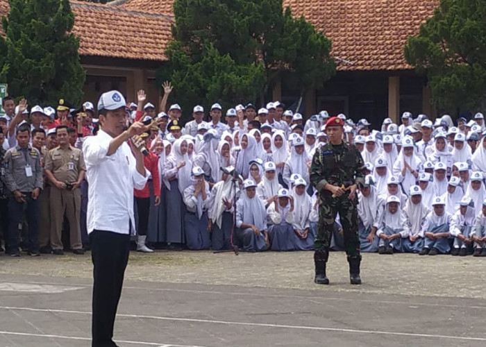 Kunjungi SMKN 1 Kedungwuni, Presiden Jokowi Akan Berikan Bantuan Mobil Listrik