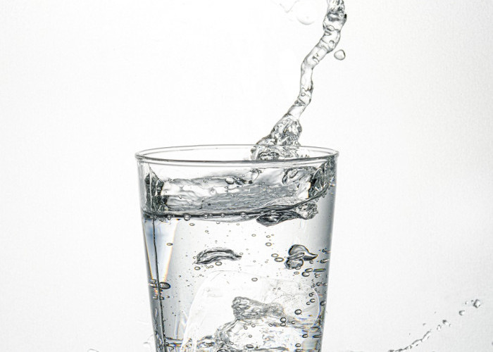 Tidak Sia-sia Minum, Ternyata Inilah Manfaat Air Putih untuk Kulit Wajah Glowing Tanpa Harus Modal