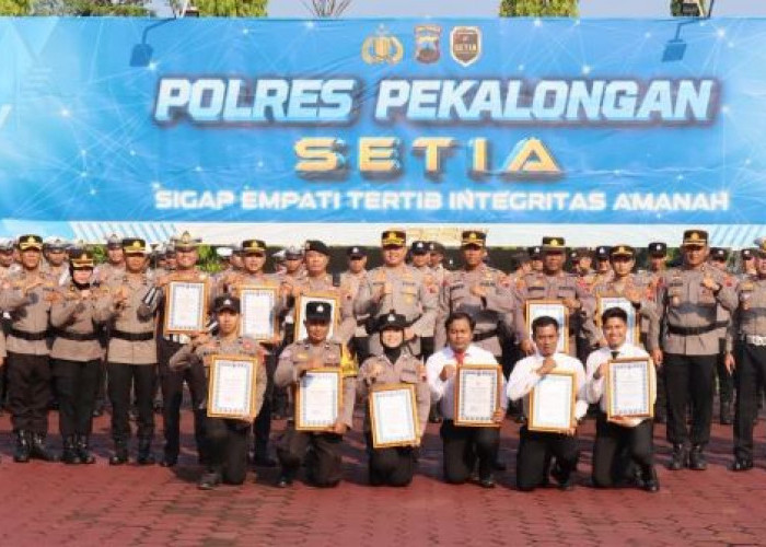 26 Personel Polres Pekalongan Terima Penghargaan