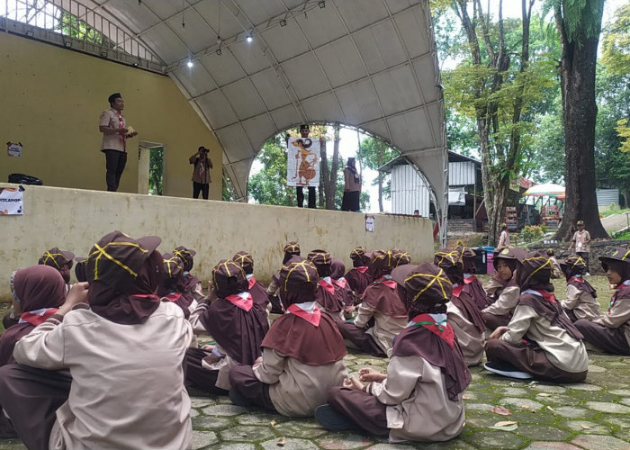 MIS Sidorejo Gelar Persari di Linggo Asri, Ajarkan Kepramukaan Menuju Garuda Gembira, Rajin, Unik dan Dinamis