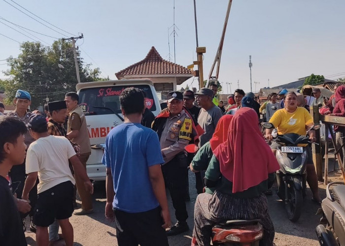 Pejalan Kaki Tewas Tertemper KA Kamandaka di Perlintasan Berpaling Pintu Belakang Pasar Batang 
