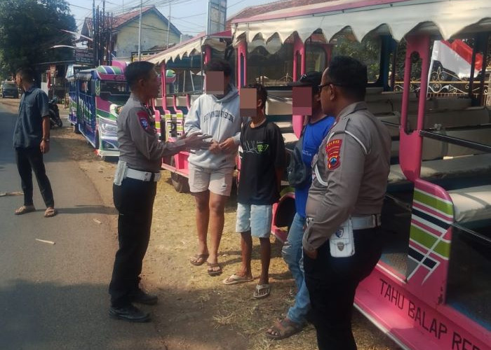Polisi Tertibkan Odong-Odong di Jalan Umum di Pekalongan