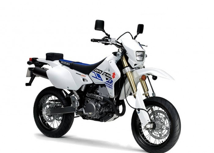 Kembalinya Sang Legenda, Suzuki DR-Z400S Berhasil Mencuri Perhatian Para Pecinta Motor Trail Tangguh!