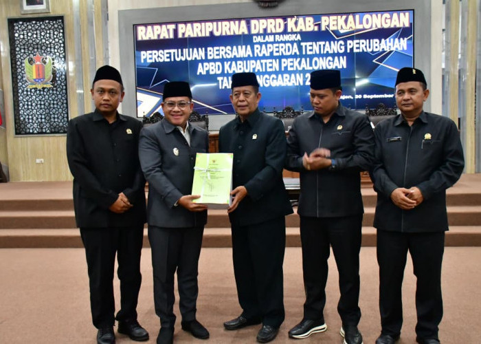 DPRD-Pemkab Pekalongan Sepakati Perubahan APBD 2026, Fraksi Soroti Infrastruktur hingga Pelayanan Publik