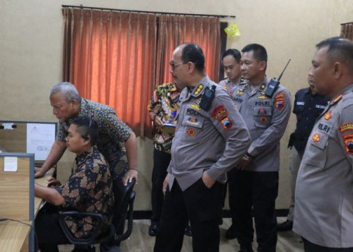 Layanan Call Center 110 di Polres Pekalongan Disupervisi